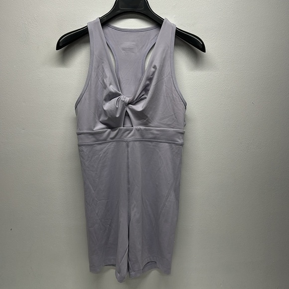 Asos 4505 Romper Jumpsuit Shorts Bodysuit Twisted Knot Front Light Purple Size 8 - Picture 1 of 8